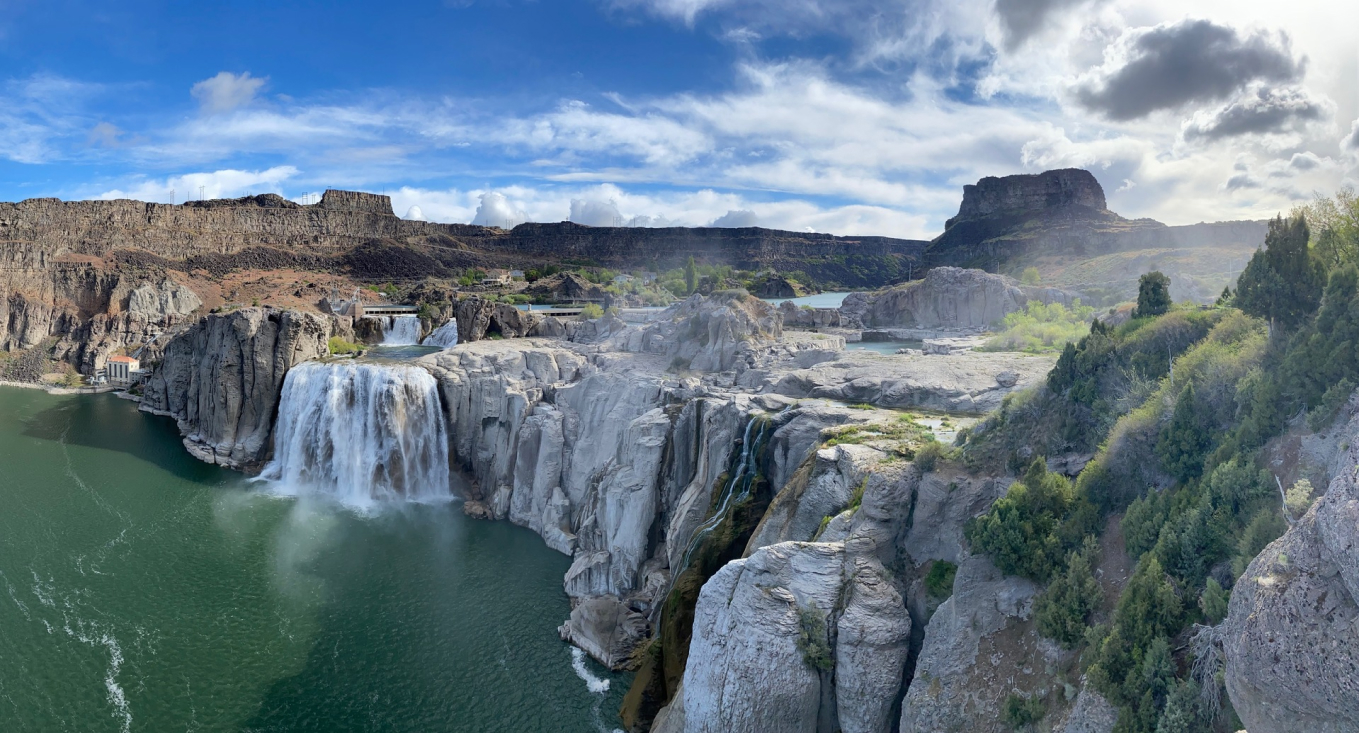 Shoshone Falls Dam near Twin Falls, Idaho, on a low-water spring day.