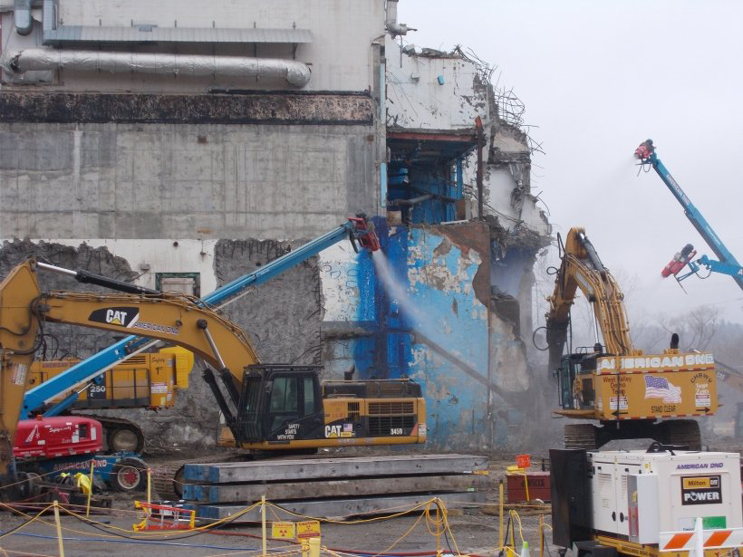 Main Plant Process Building deconstruction