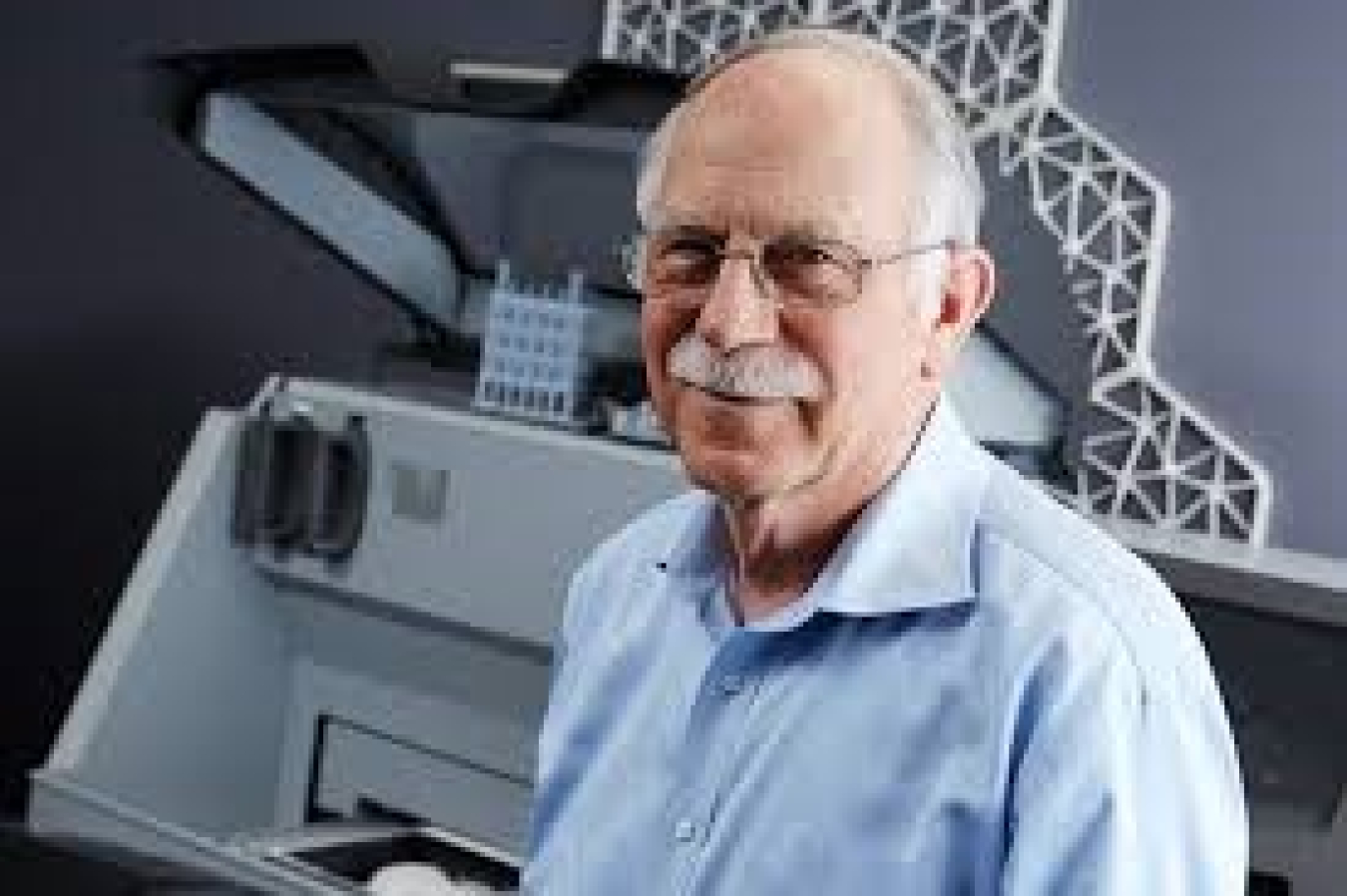 Photo of Chuck Hull, the father of 3D printing.