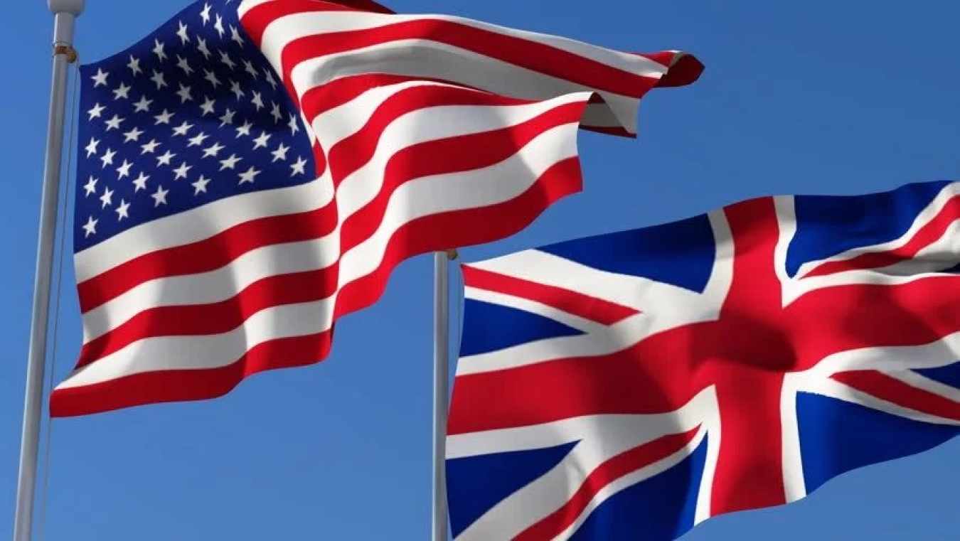 Image of US and UK Flags