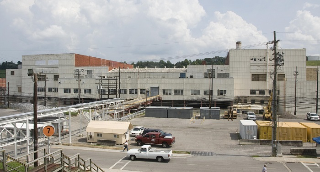 A full view of the 500,000-square-foot Alpha-4 facility, a Manhattan Project facility slated for demolition in Oak Ridge.