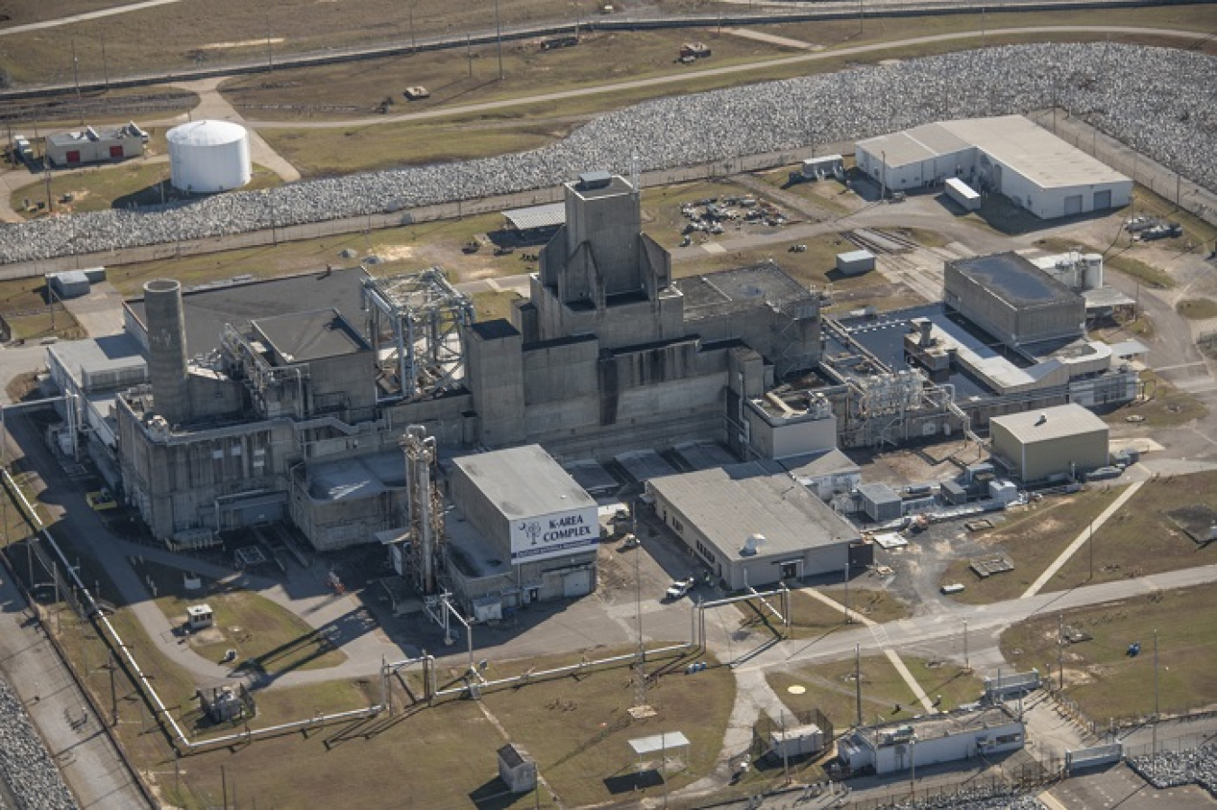 A view of the Savannah River Site K Area Complex, where plutonium downblending operations take place.