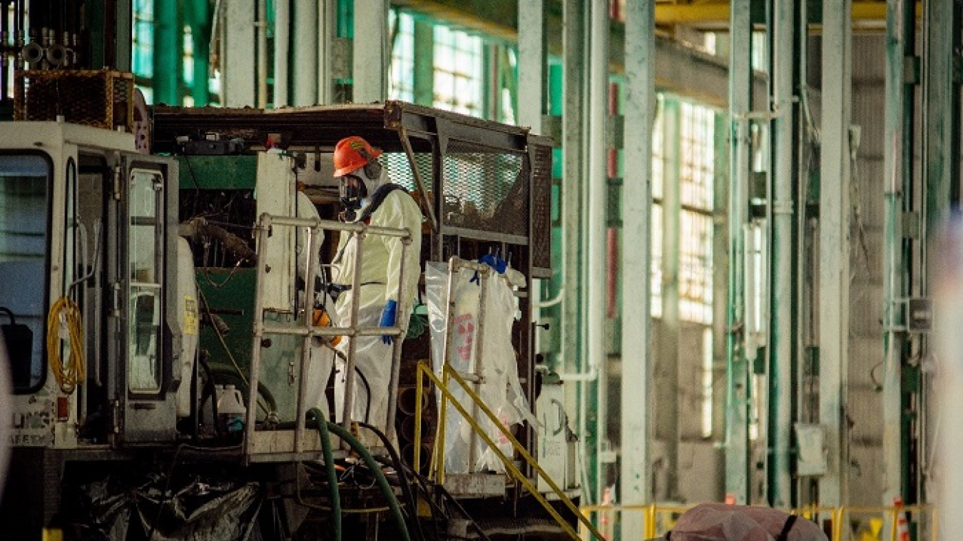 Paducah Site workers conduct drilling and groundwater sampling activities inside the C-400 Cleaning Building after the facility was deactivated. Since November 2019, EM has conducted field work as part of an ongoing groundwater investigation at the C-400 Complex, which includes the building and surrounding areas. 