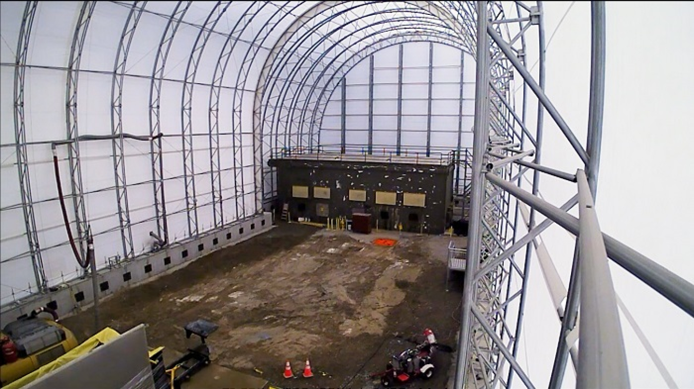 A view of the final remaining hot cell at the former Radioisotope Development Laboratory at Oak Ridge National Laboratory (ORNL). Oak Ridge crews are preparing to demolish the cell. This work is being conducted under a six-story protective structure erected last year to ensure nearby facilities and ongoing research missions at ORNL aren’t impacted by the cleanup.