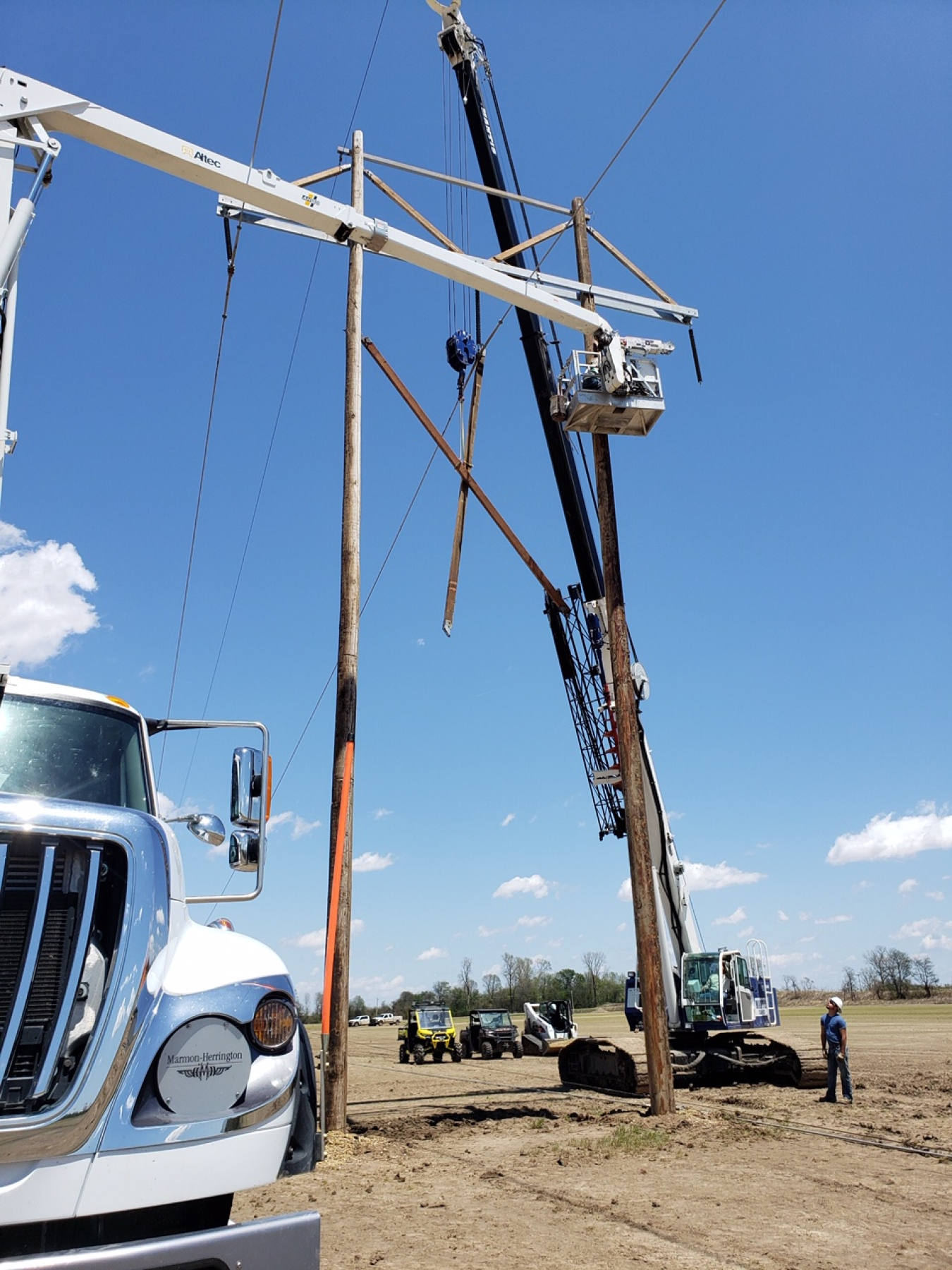 Crews from all three of Southwestern’s Field Offices – Gore, Jonesboro, and Springfield – pitched in to help repair damage to Southwestern’s transmission system following the storms.