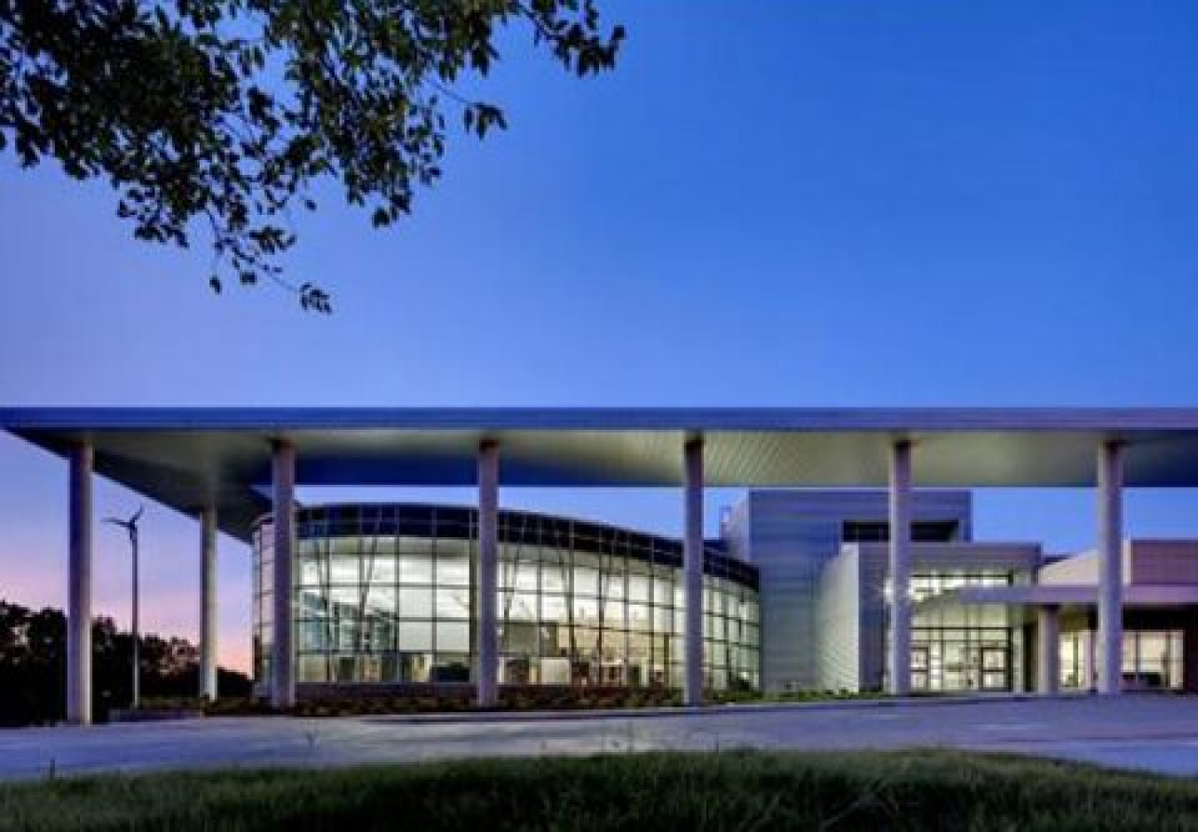 Exterior of Lady Bird Johnson Middle School.