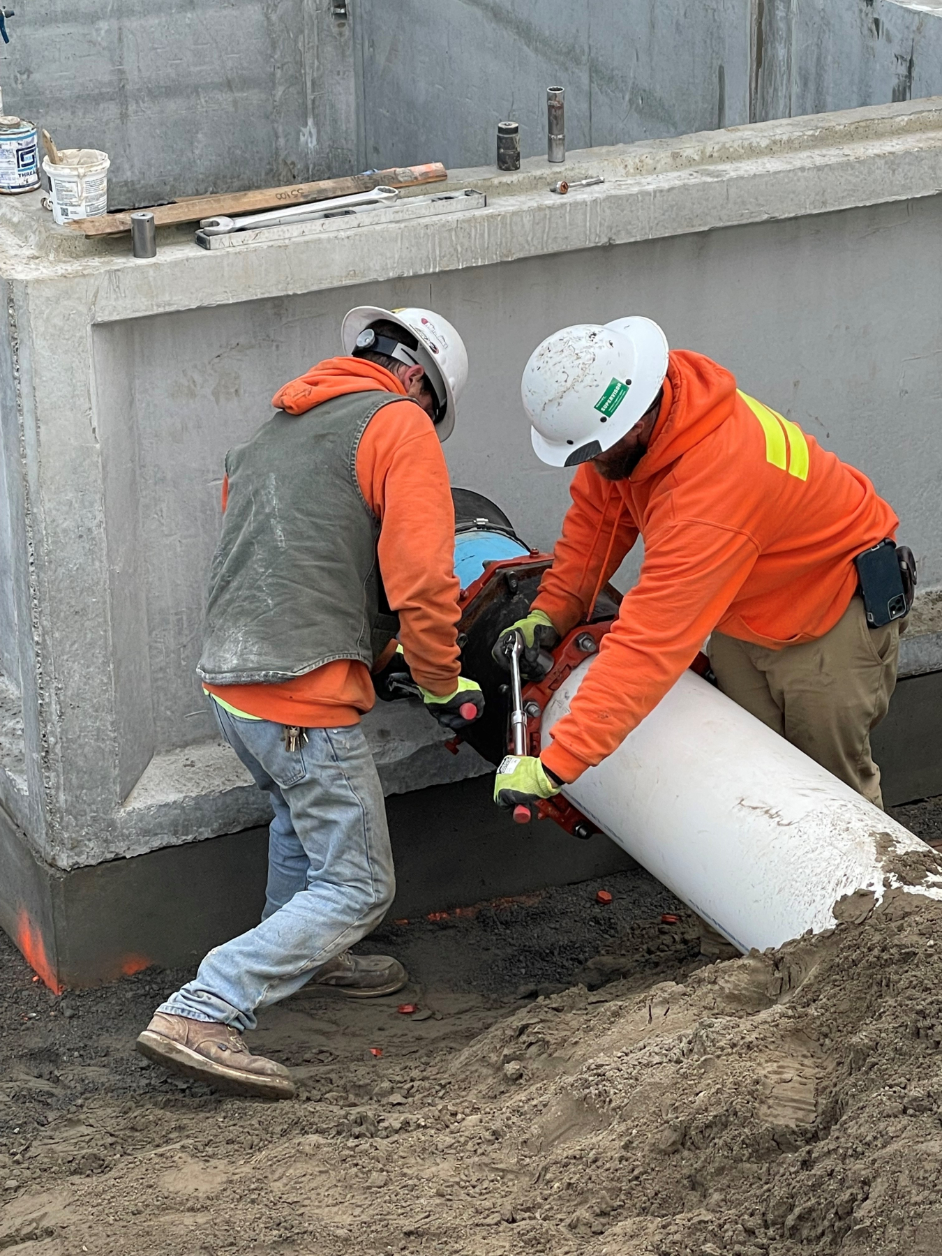 Hanford Mission Integration Solutions subcontractors recently installed a new water pipeline to support the Waste Treatment and Immobilization Plant at the Hanford Site.