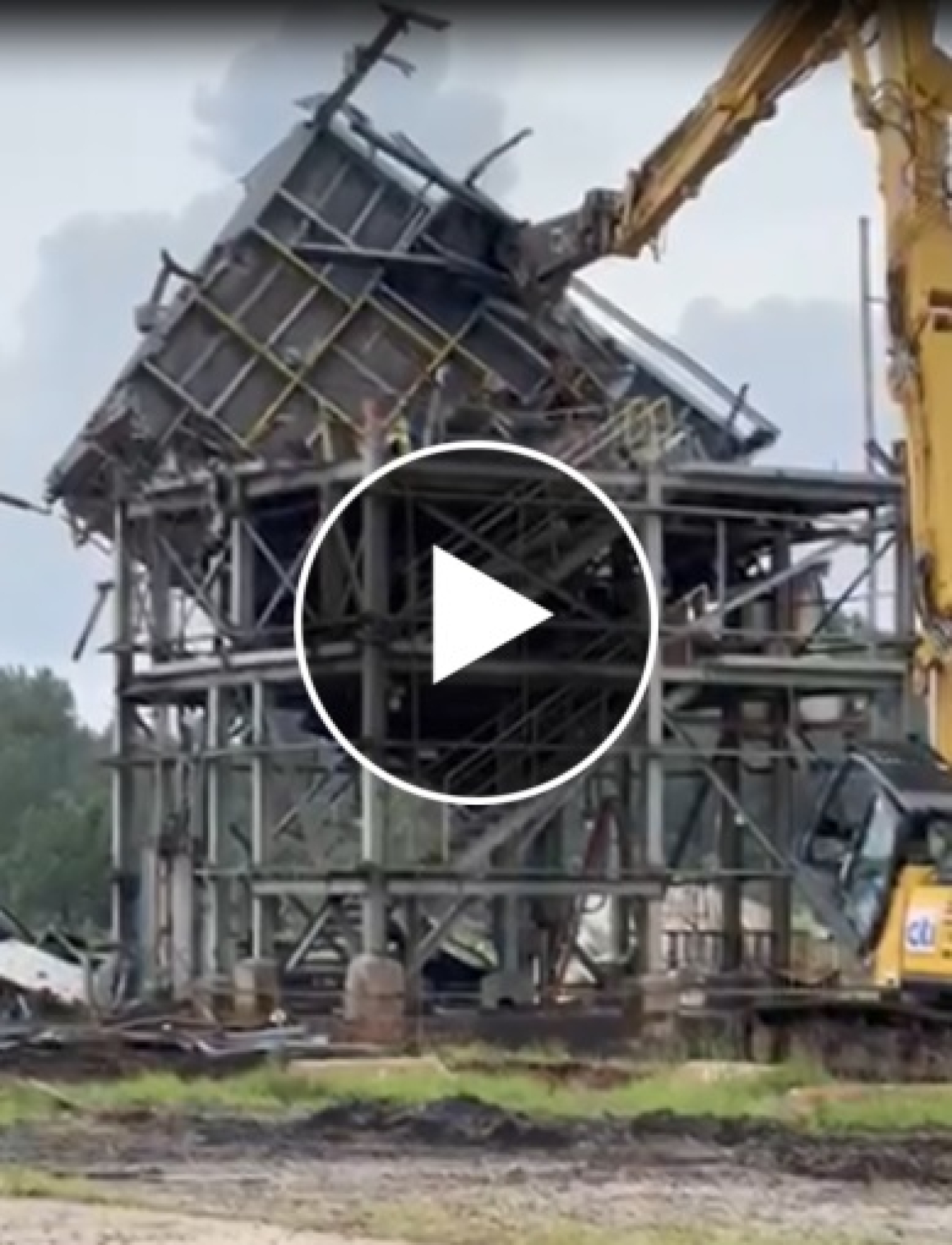 Watch video SRS Coal Transfer Building Demolition