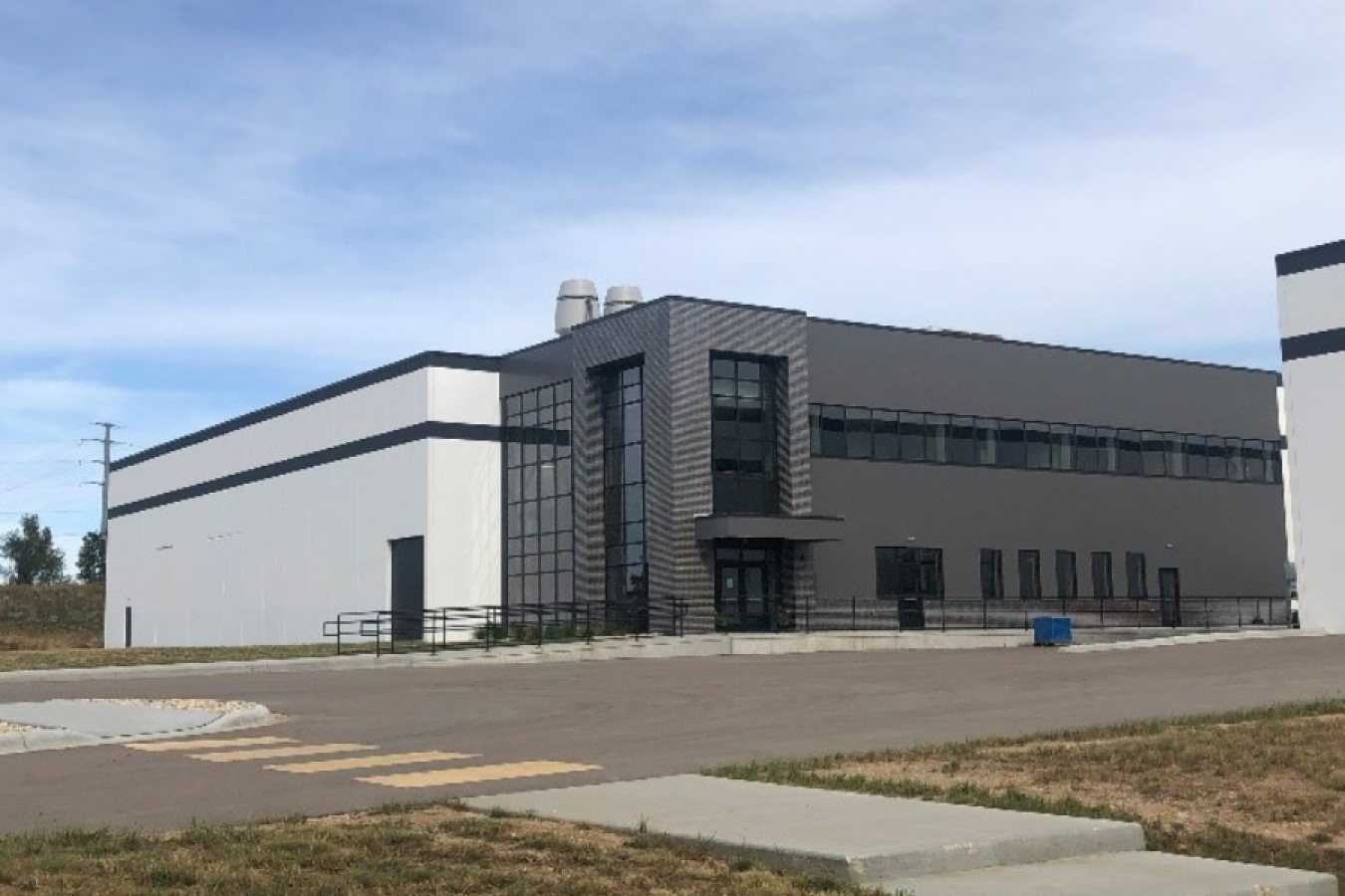 Exterior of NorthStar’s newly completed Mo-99 production facility in Beloit, Wisconsin