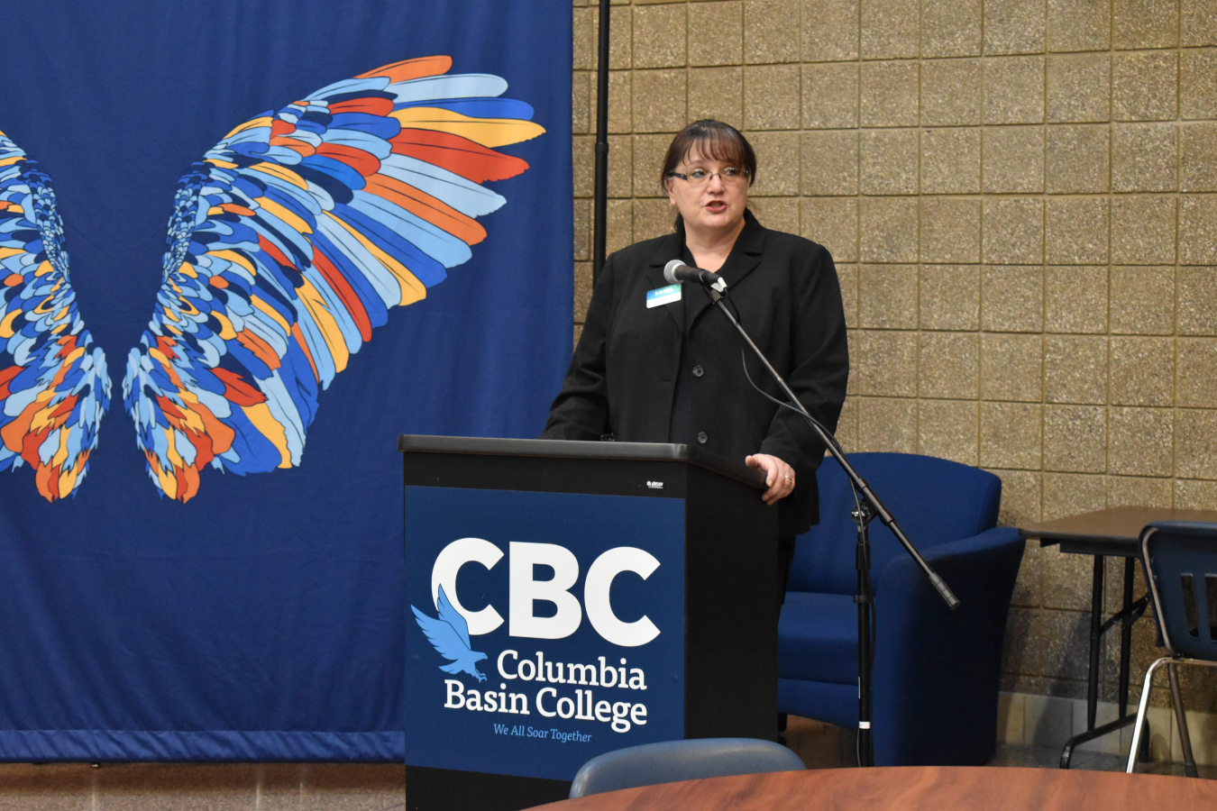 At the donation ceremony, Hanford Mission Integration Solutions Chief Operations Officer Amy Basche, who has more than 25 years of experience in her career at the Hanford Site, highlighted the need to train the next-generation workforce to support continued success in site cleanup.