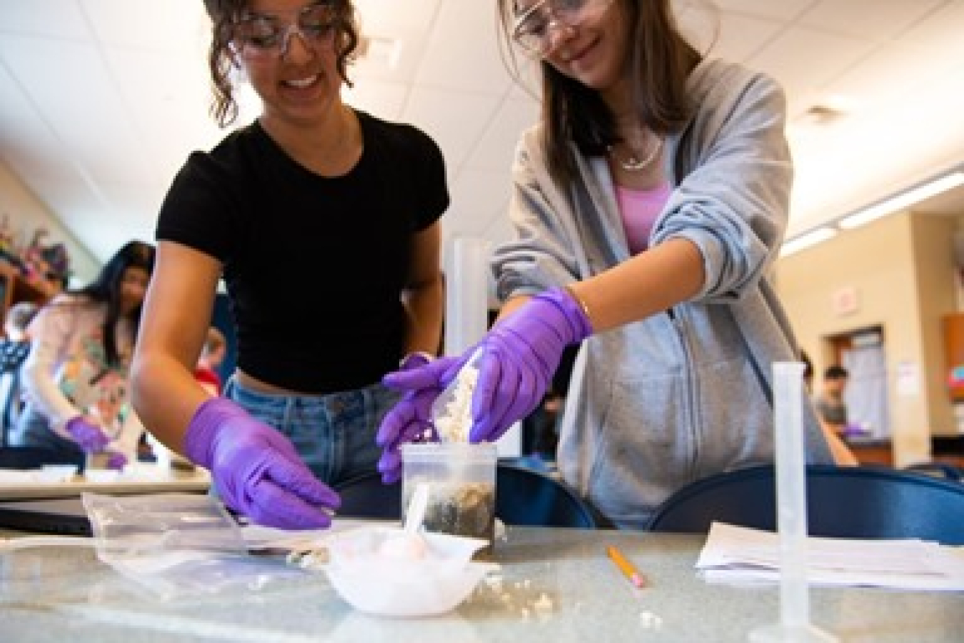 Chiawana High School (Pasco, Washington) students conducting biofuel experiments. 