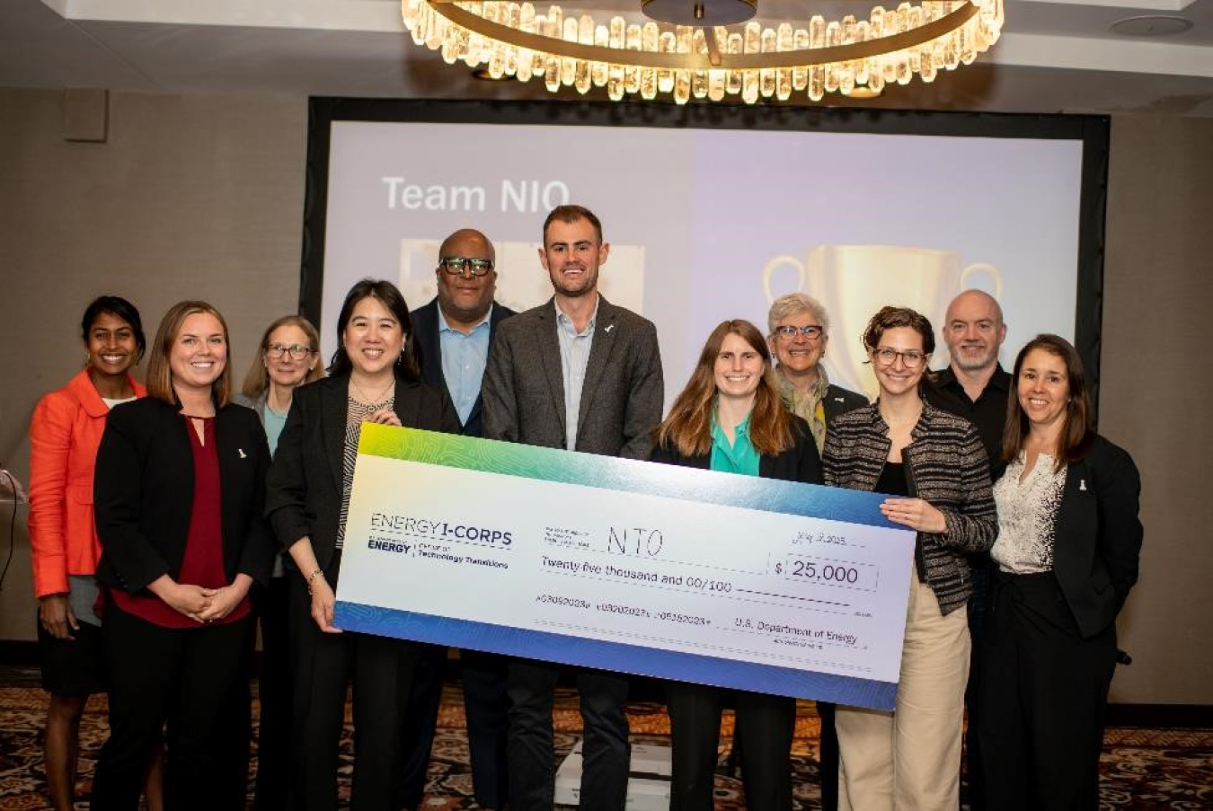 Team NIO (Non-Intrusive Optical) from NREL and funded by SETO won the $25,000 commercialization award from OTT for their outstanding efforts in Energy I-Corps cohort 16. 