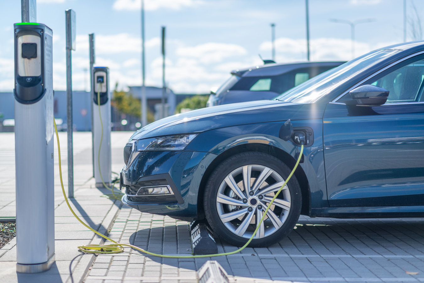 electric vehicles charging