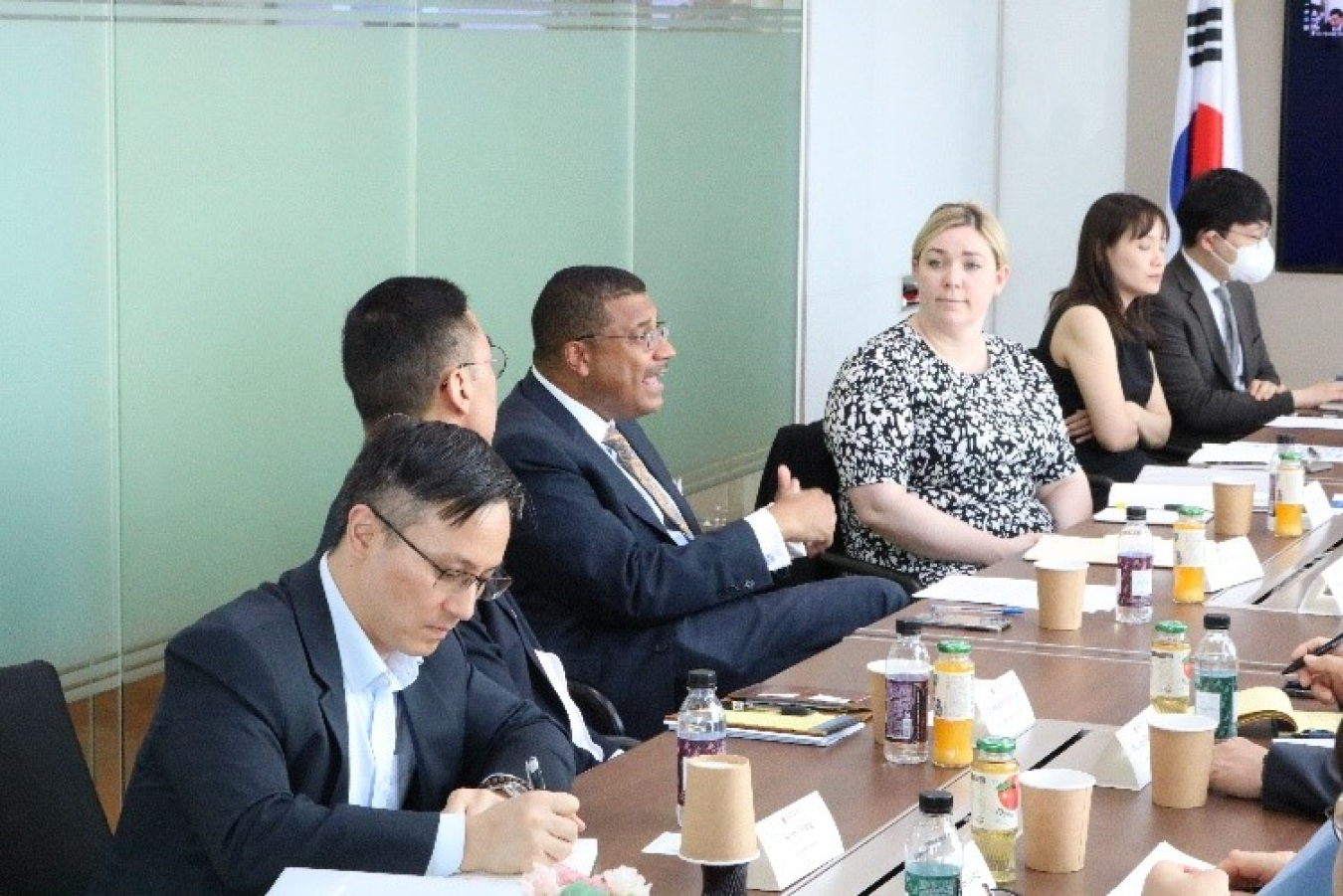 Rose at American Chamber of Commerce in Korea