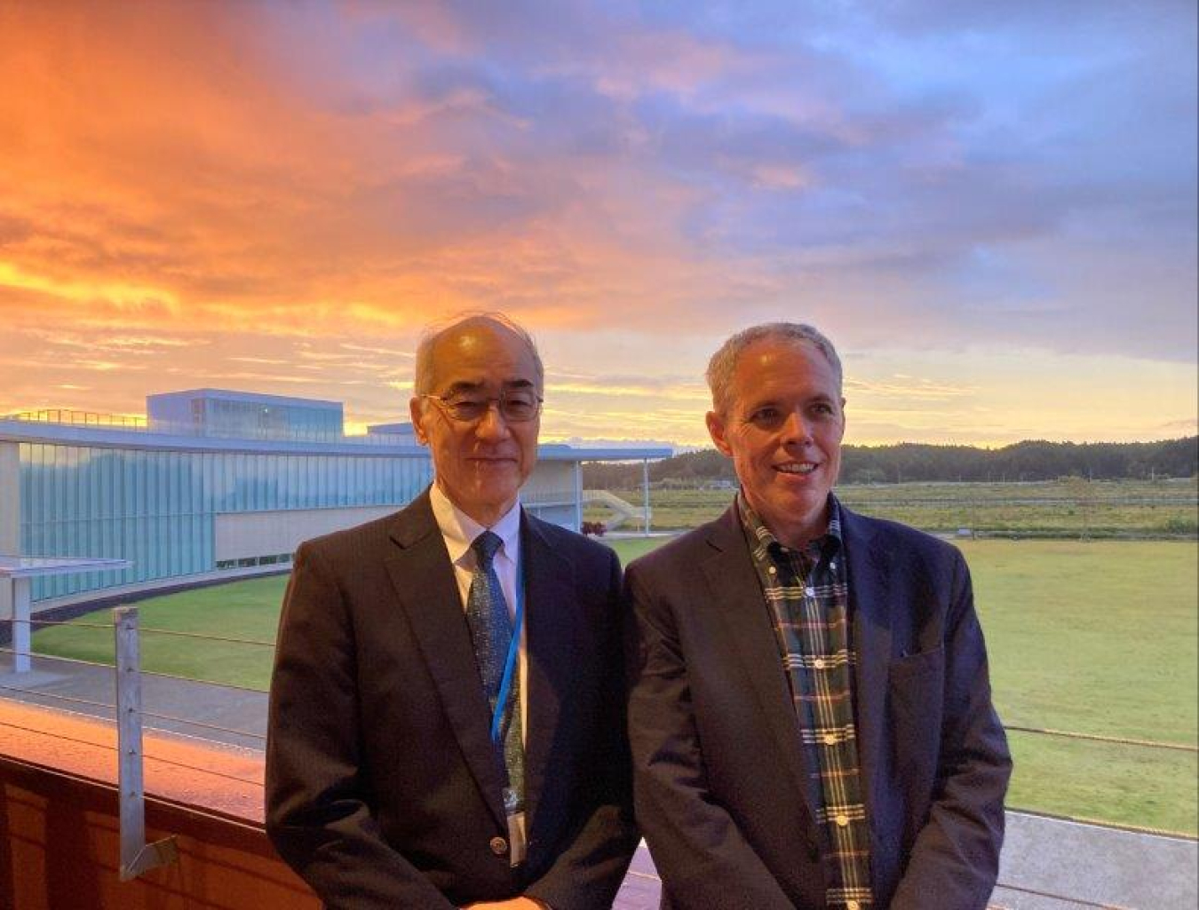 Dr. Hajimu Yamana, NDF president, and Ike White, EM senior advisor, at the end of day one of the forum in Fukushima prefecture.