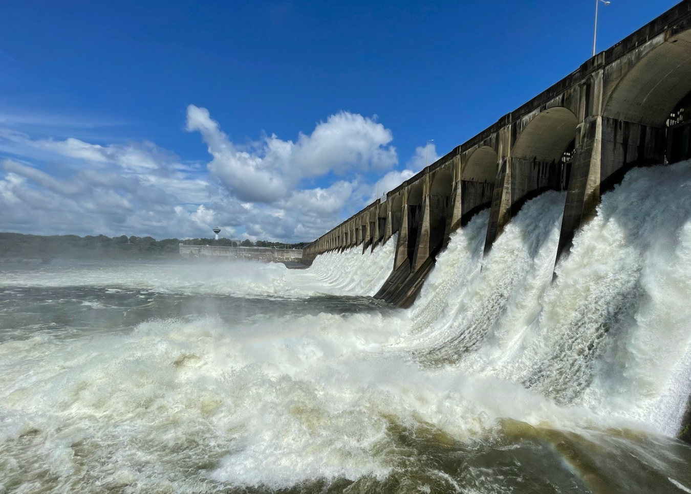 Wilson Dam spilling water into the Tennessee River