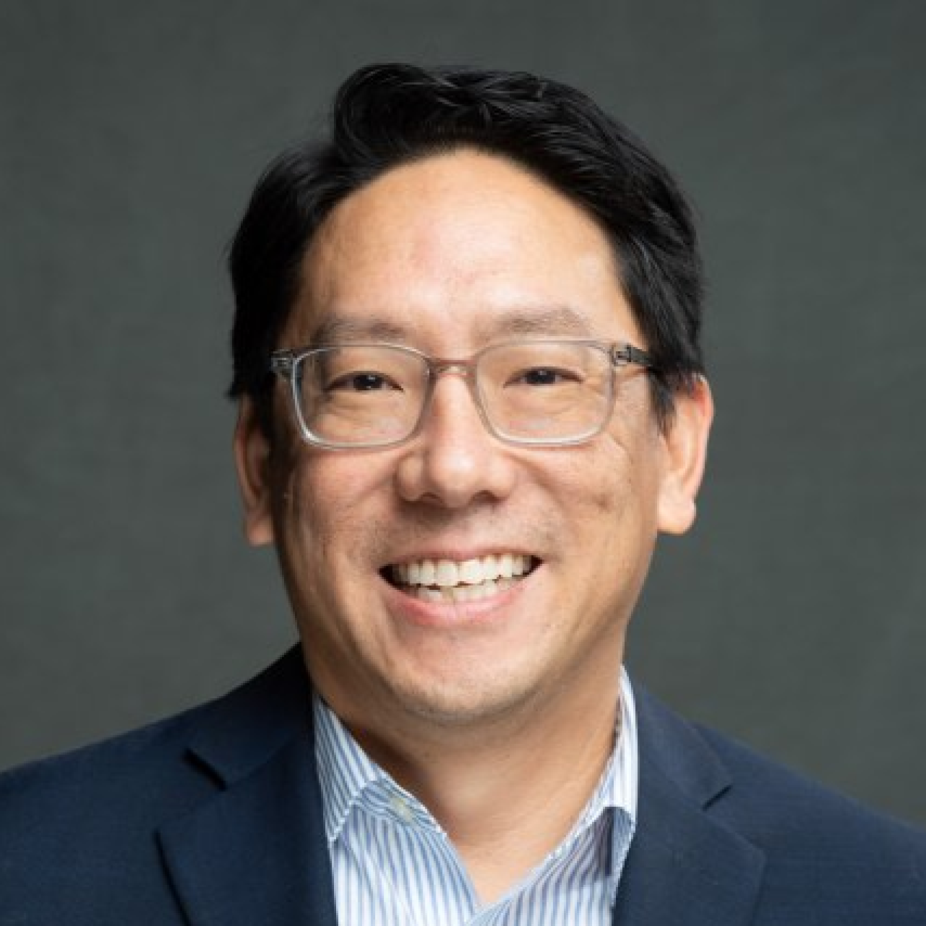 Headshot of Mike Li