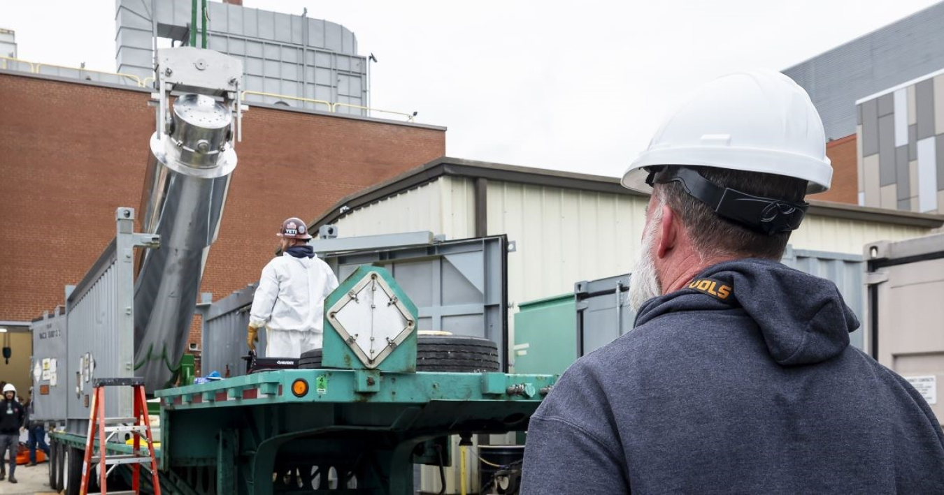 Fuel shipment arriving at ORNL.