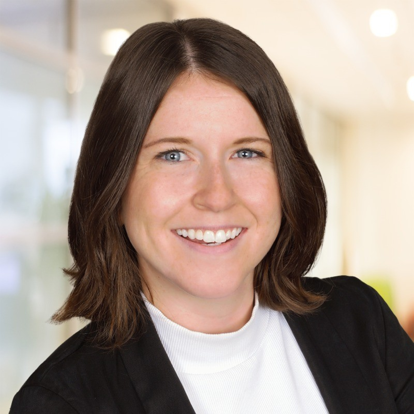 Headshot of Emily Sechrist