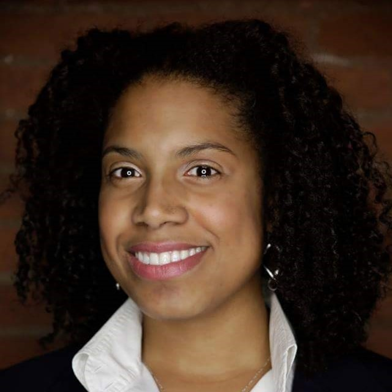 Headshot of Dr. Christa Heyward