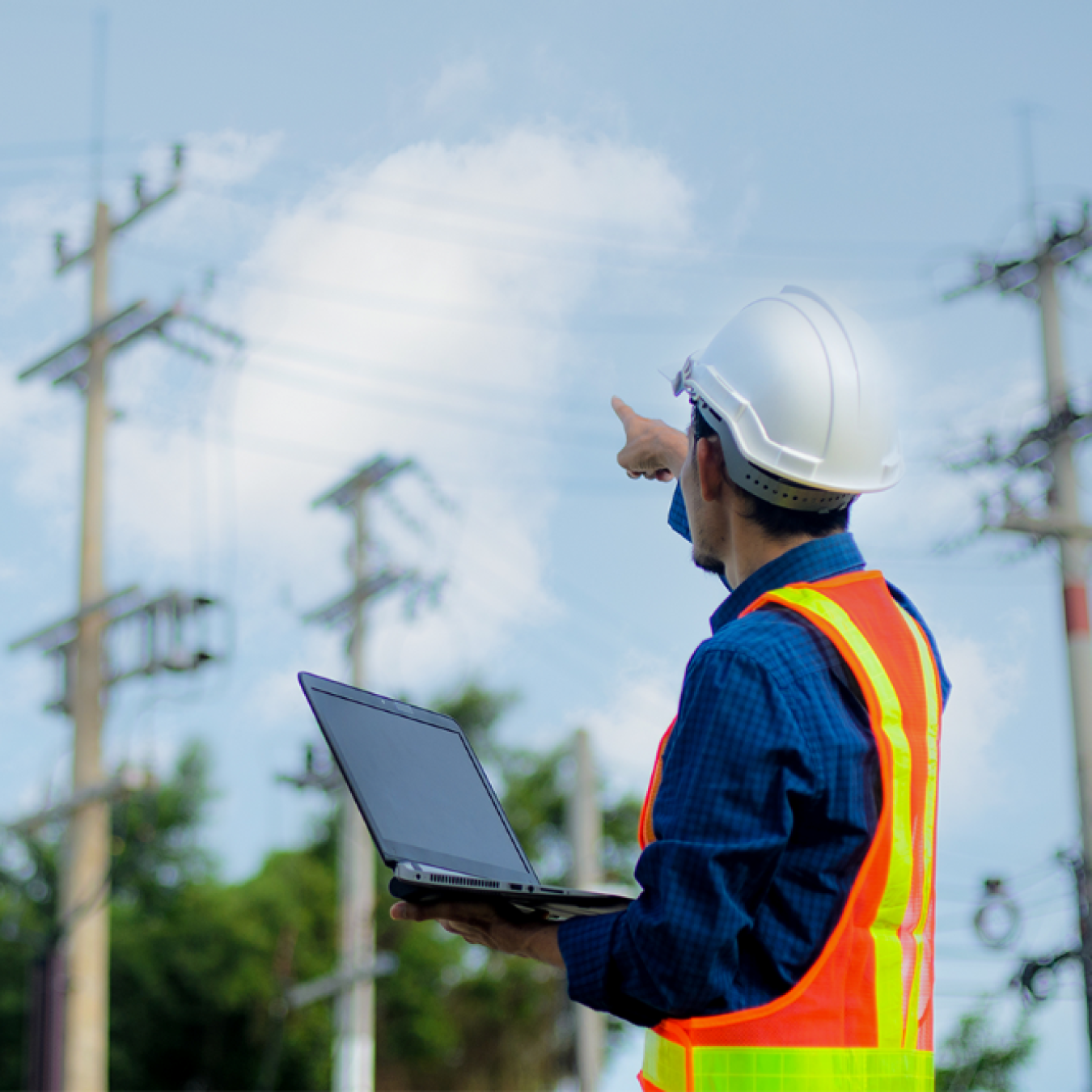 The Energy Innovator Fellowship is a workforce development program that matches qualified recent graduates and professionals with critical energy organizations to help them advance solutions to power needs.