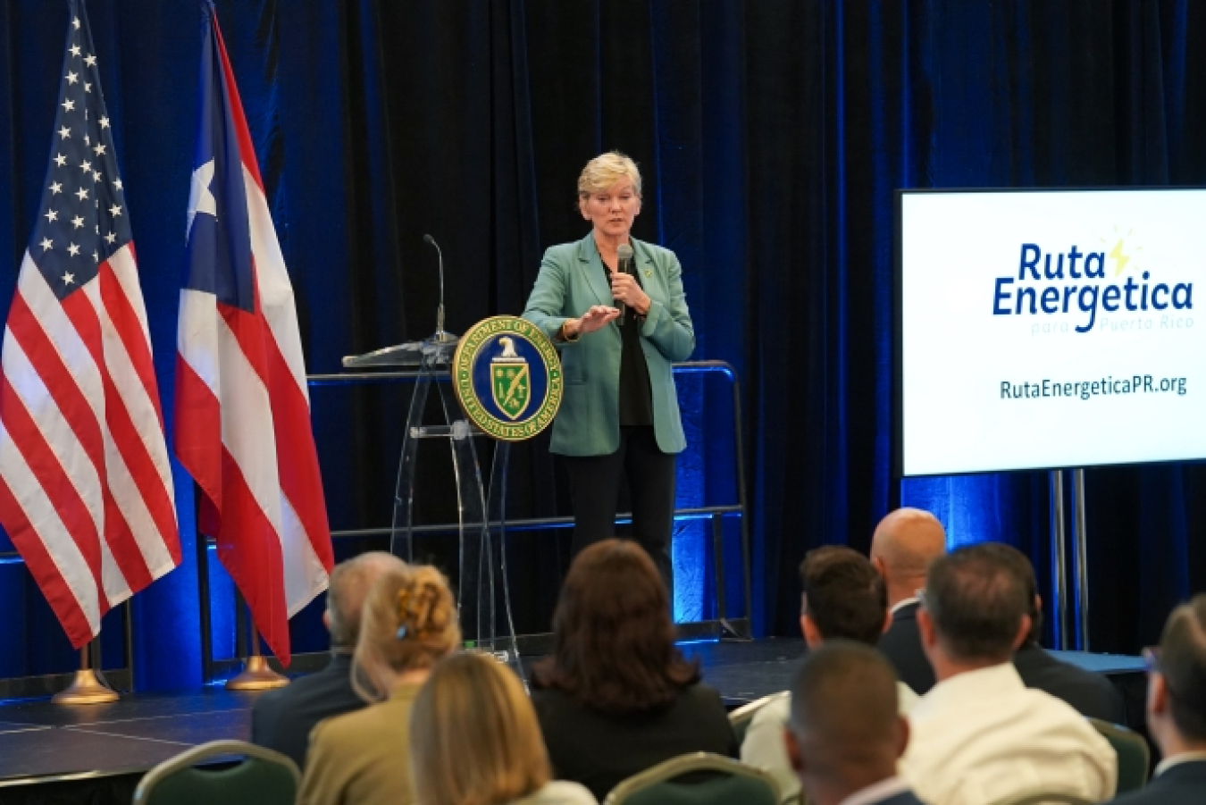 Secretary Granholm gives her final press conference in Puerto Rico about the Biden-Harris Administration’s progress in supporting the island’s grid recovery and modernization efforts.