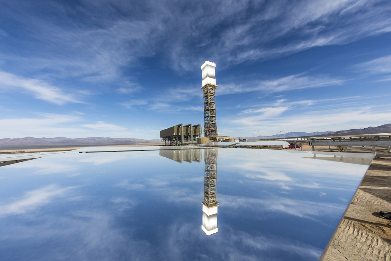 4250 Ivanpah.jpg