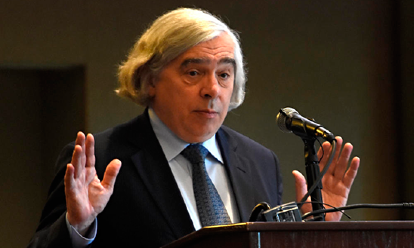 Mission-Innovation-Secretary-Moniz-548.png