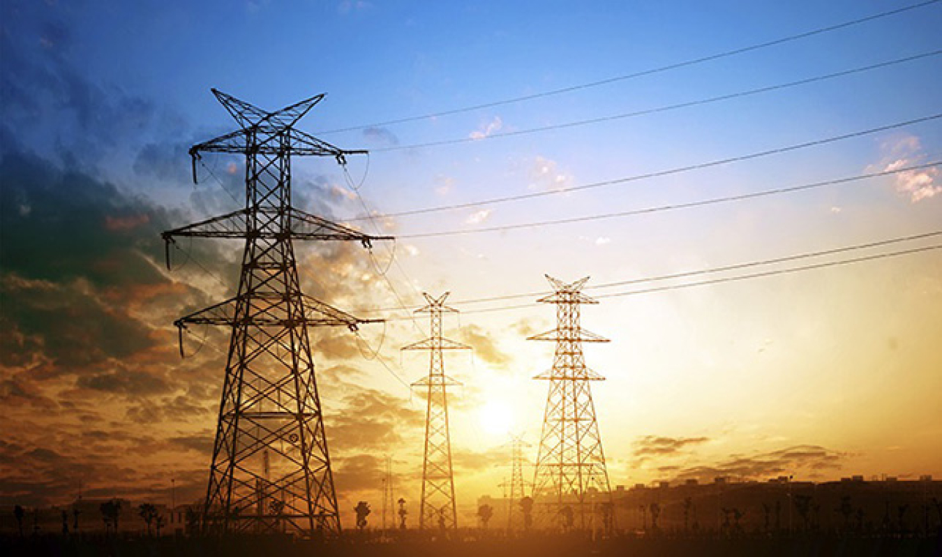 Transmission lines spanning in the sunset